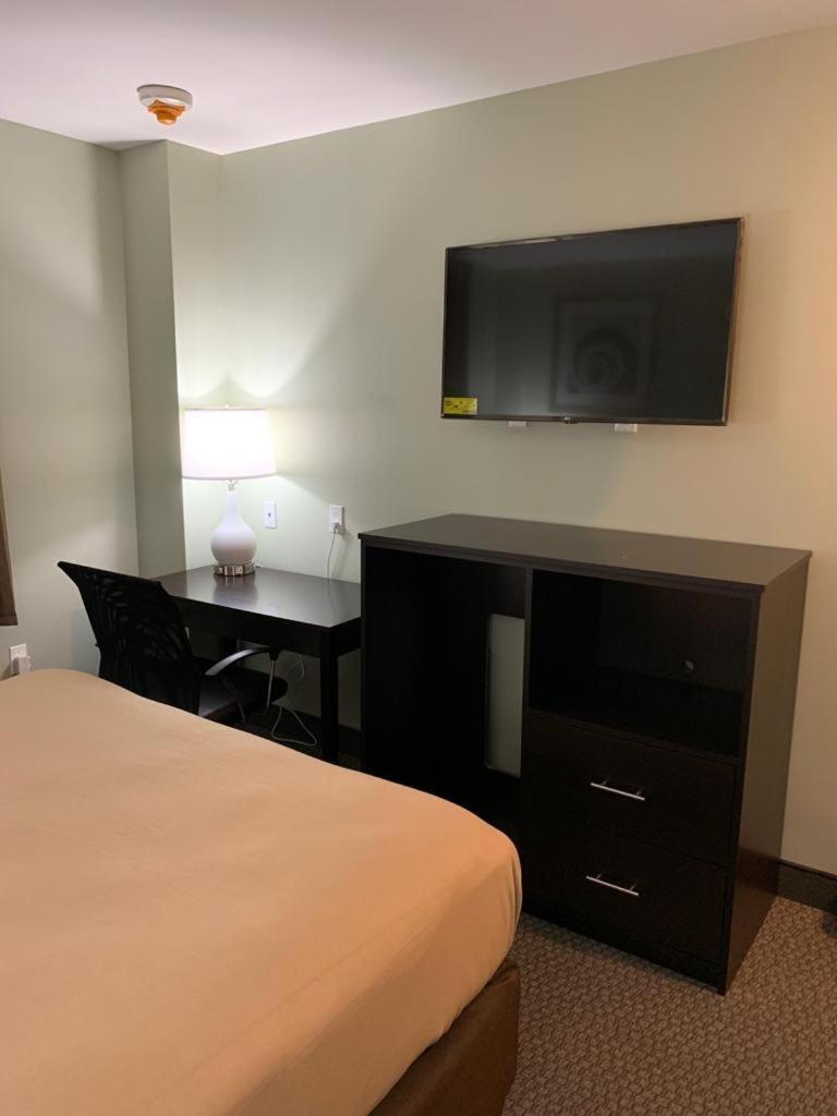 Quality Inn Queens New York Bagian luar foto
